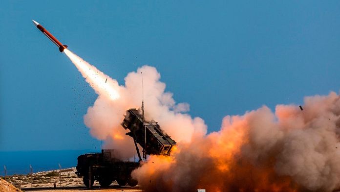 Ucraina va primi sisteme de apărare aeriană Patriot, fabricate în SUA, prin intermediul NATO, a anunțat Trump