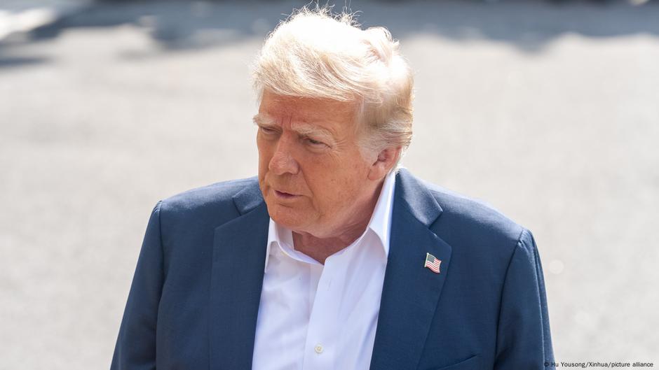 Trump anunță tarife de 30% pentru bunurile UE începând cu 1 august