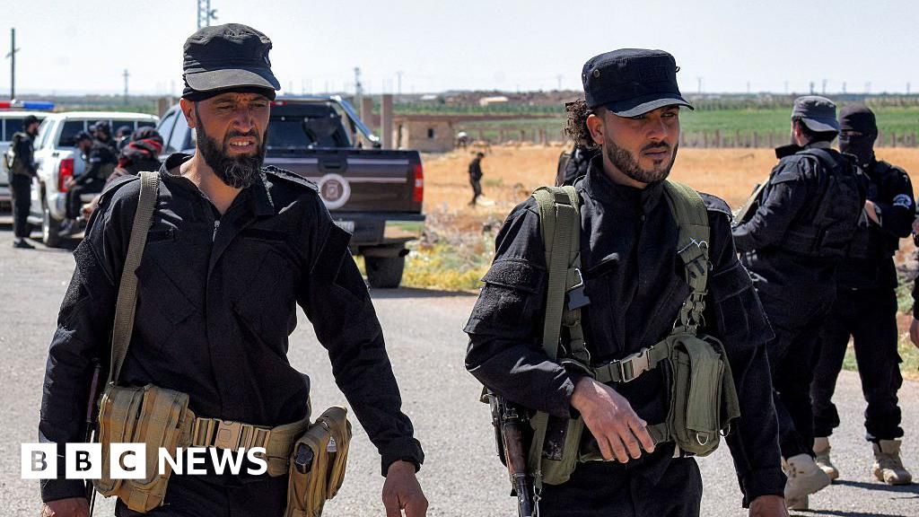 Zeci de morți în confruntările dintre druzi și beduini în sudul Siriei