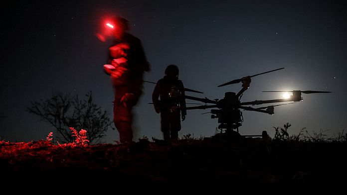 Ucraina își va intensifica producția internă de arme pentru a contracara forțele rusești, spune Zelenski