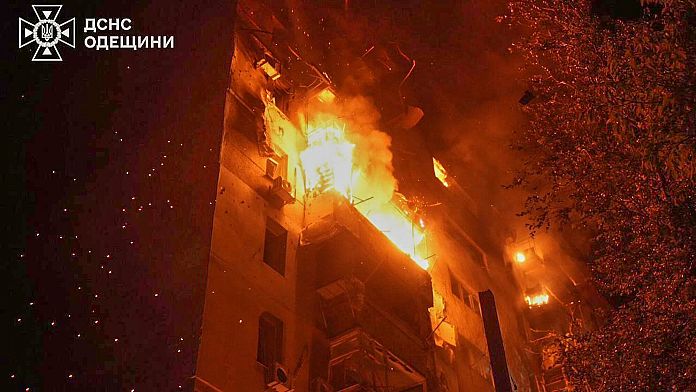 O persoană a murit la Odesa, după ce Rusia a lansat 300 de drone asupra Ucrainei.