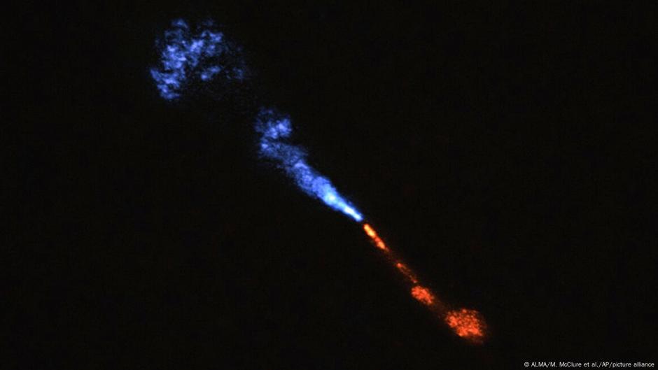 Astronomii surprind pentru prima dată zorii noului sistem solar