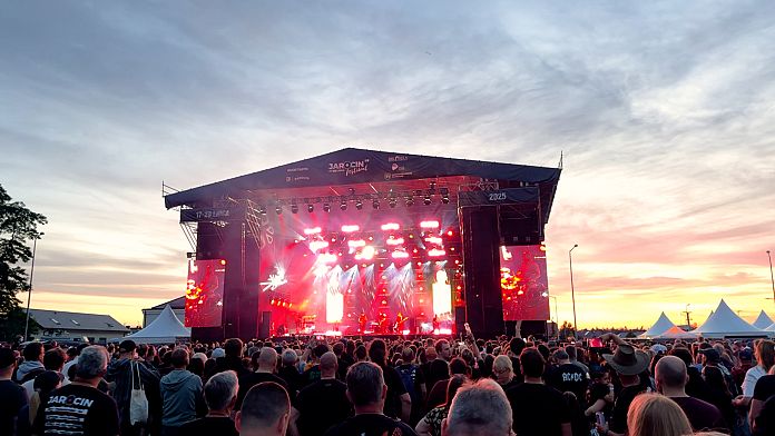 Bun venit la Jarocin: festivalul de muzică din epoca comunistă din Polonia, care acum este un eveniment contracultural