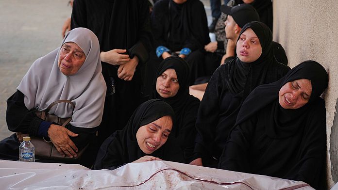 Palestinienii jelesc cele 11 victime ale unui atac la Khan Younis