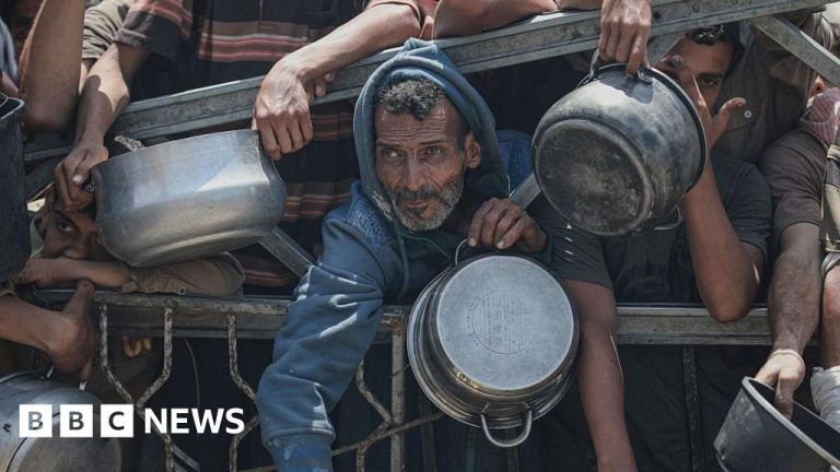 Foto reprezentând Încă șapte persoane - Știri România