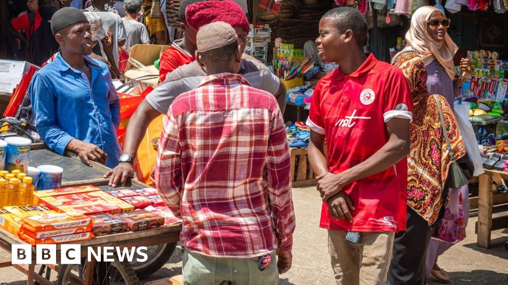 Interdicția impusă în Tanzania străinilor pentru a deține mici afaceri provoacă reacții negative în Kenya