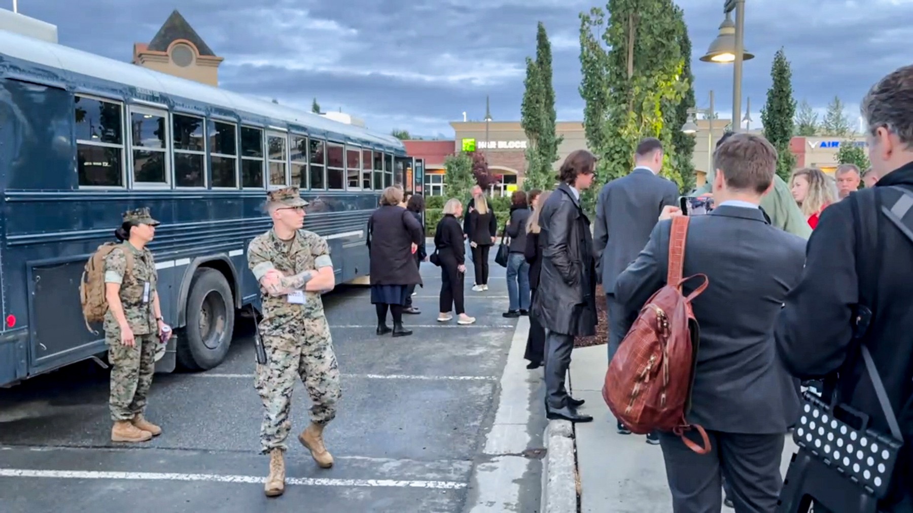 Foto reprezentând jurnalist ajuns întâlnirea - Știri România