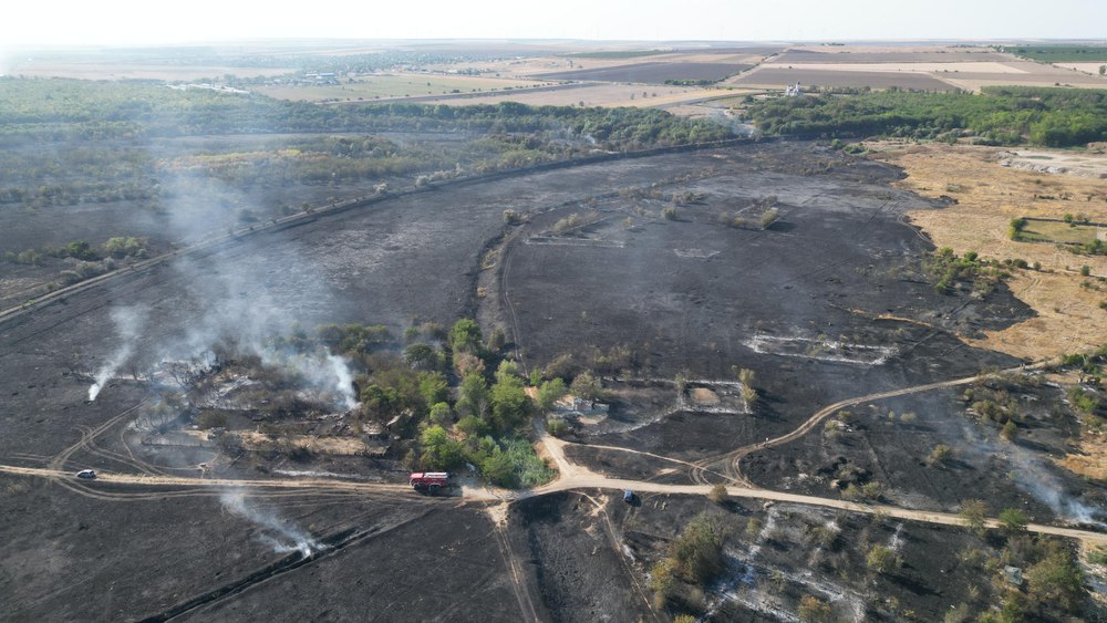 circulația trenurilor între - Imagine ilustrativă