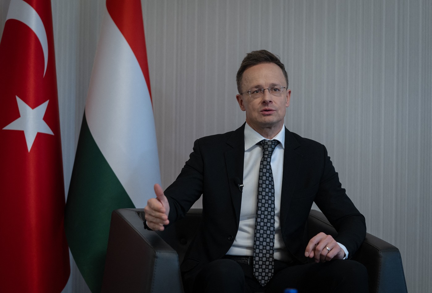 Foto reprezentând ministrul ungar externe - Știri România