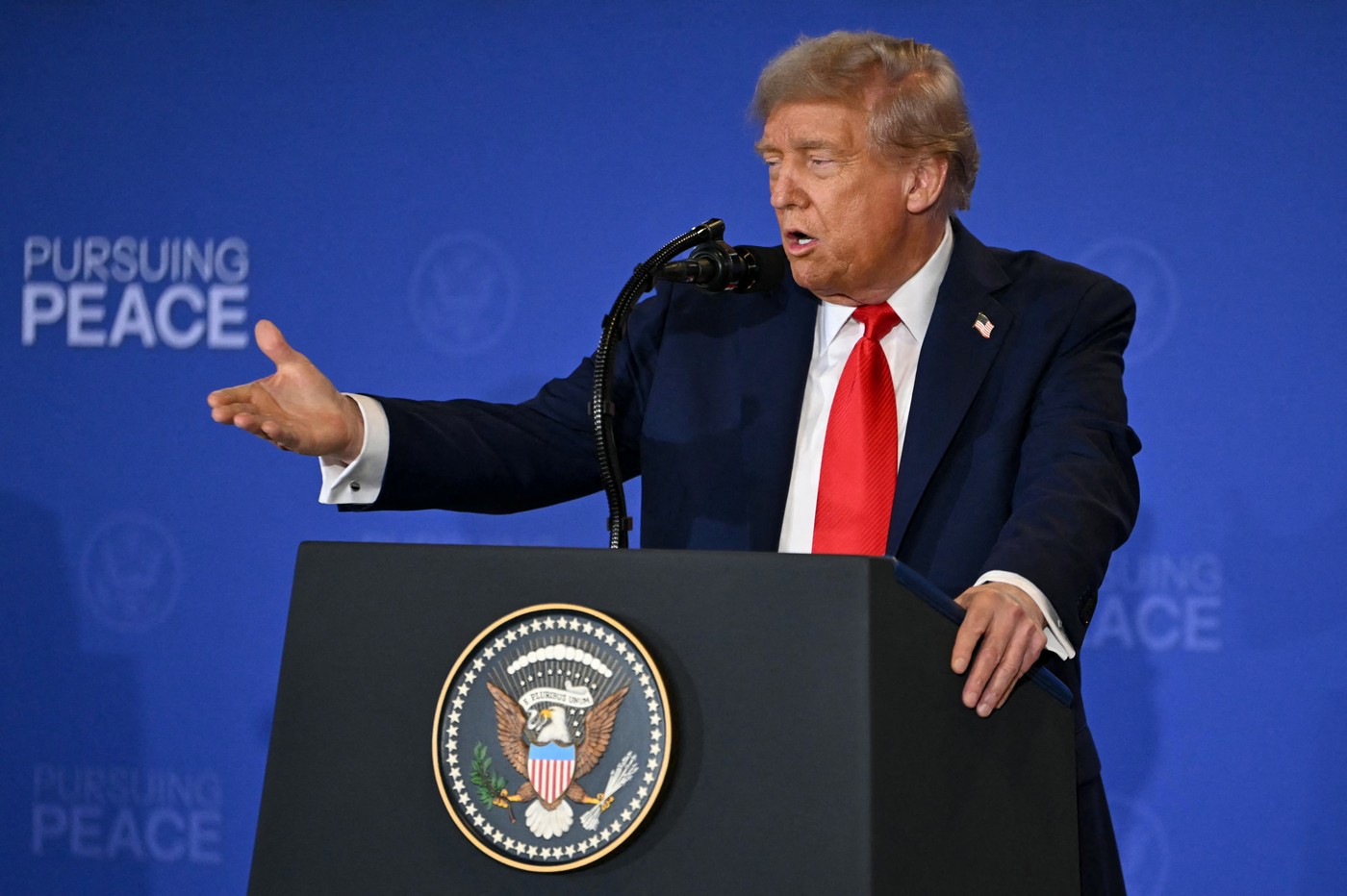 Foto reprezentând trump mesaj înaintea - Știri România