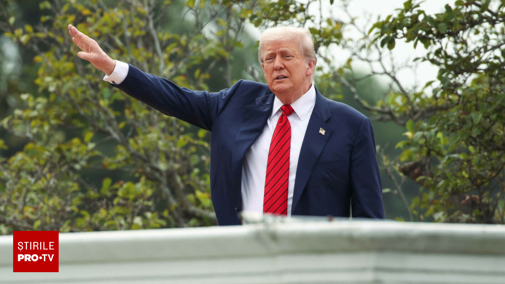 Foto reprezentând donald trump găsit - Știri România