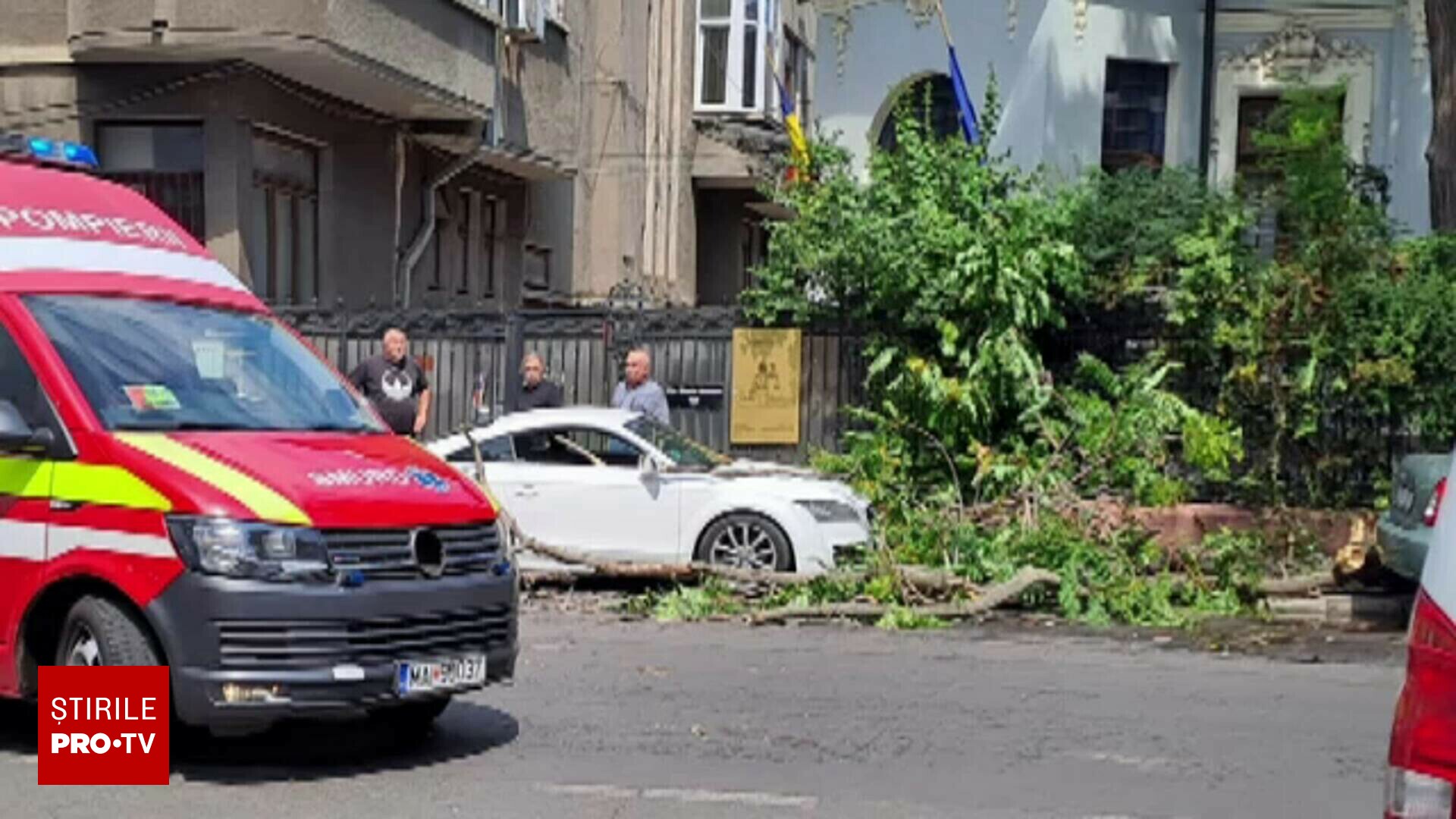 Vizual pentru două femei ajuns pe Top10stiri.ro