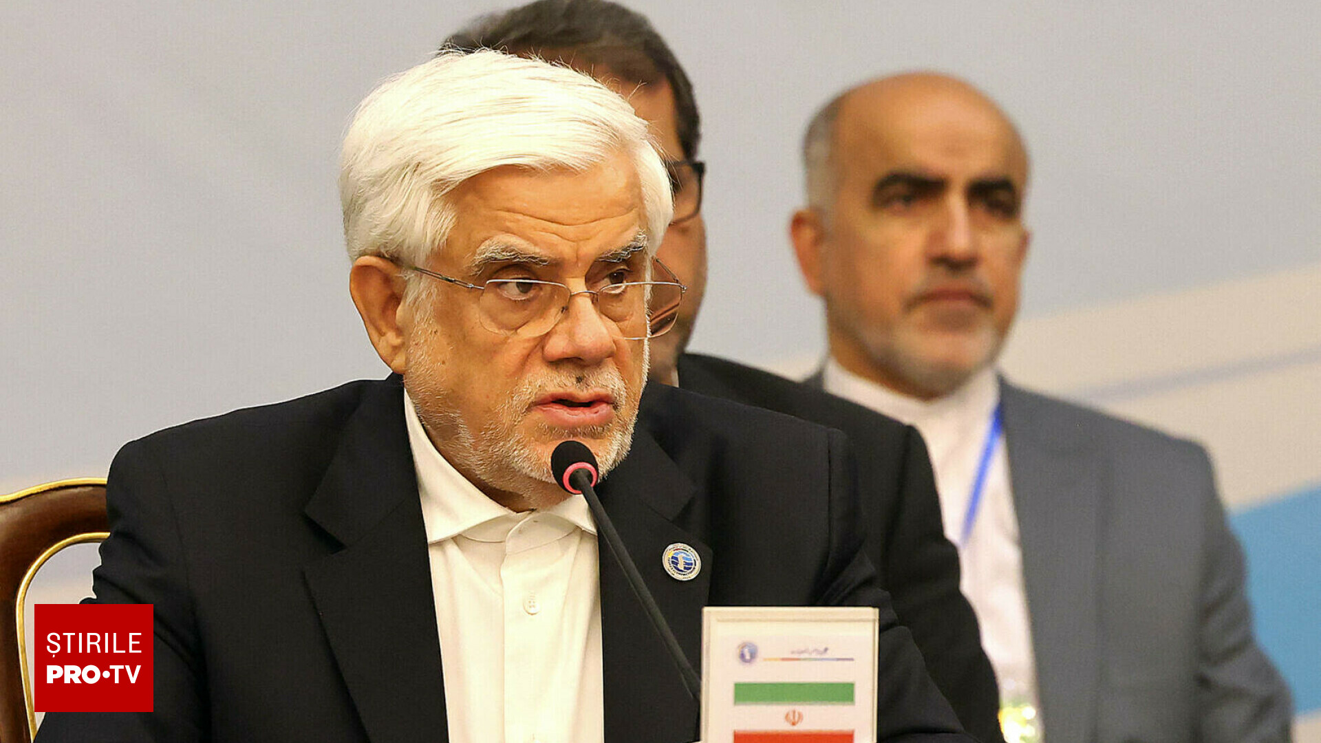 Foto reprezentând iranul avertizează război - Știri România