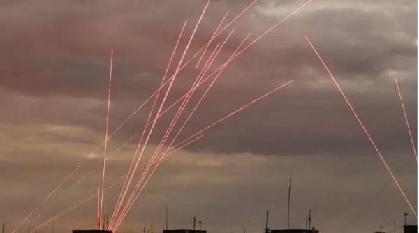 Foto reprezentând rușii atacat rachete - Știri România