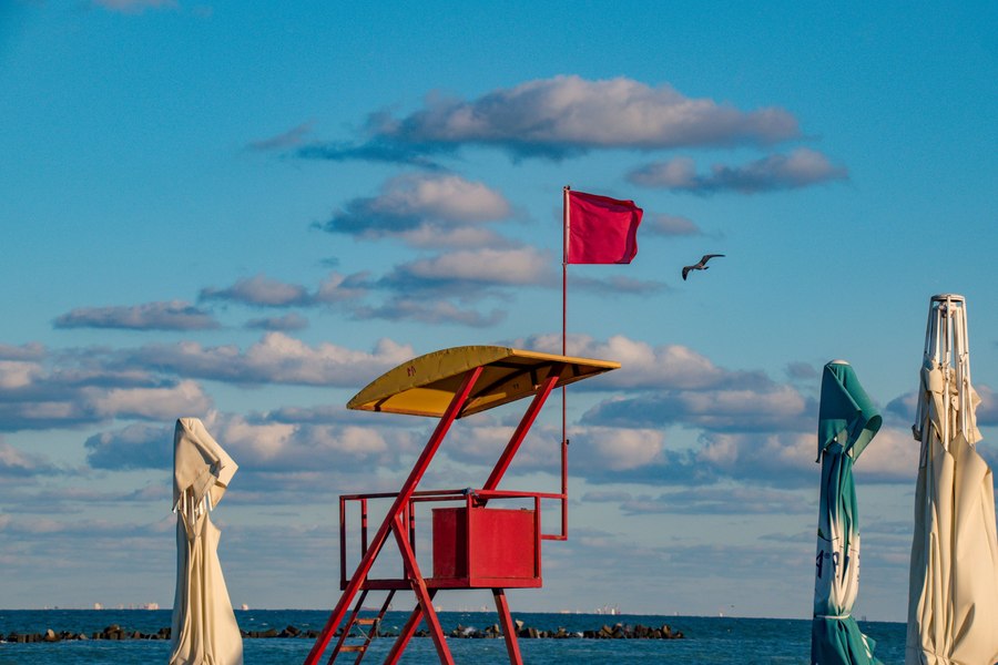 Foto reprezentând turiști amendați jandarmii - Știri România