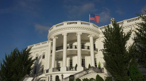 Foto reprezentând administrația trump impune - Știri România