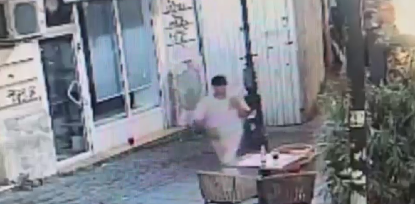 Foto reprezentând momentul cetățeanul turc - Știri România