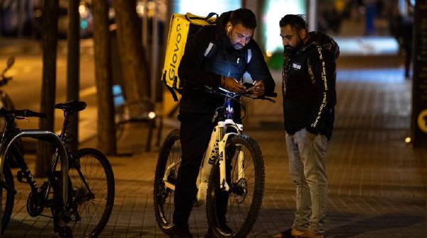 Foto reprezentând șocant asemenea mesaje - Știri România