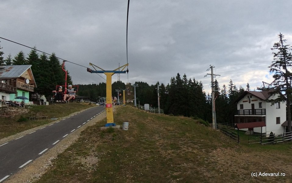 Foto reprezentând stațiunea încremenită timp - Știri România