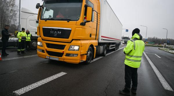 Foto reprezentând amenzile cresc unii - Știri România