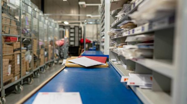 Imagine despre operatorii poştali europa - Top10stiri.ro