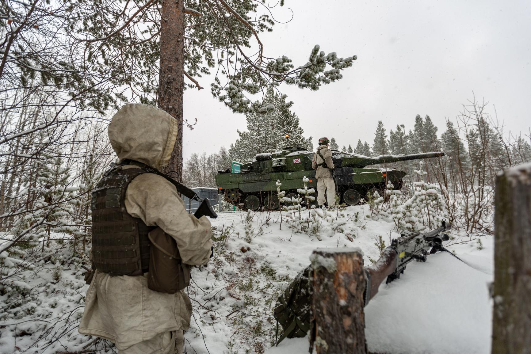 Foto reprezentând nato înființa bază - Știri România