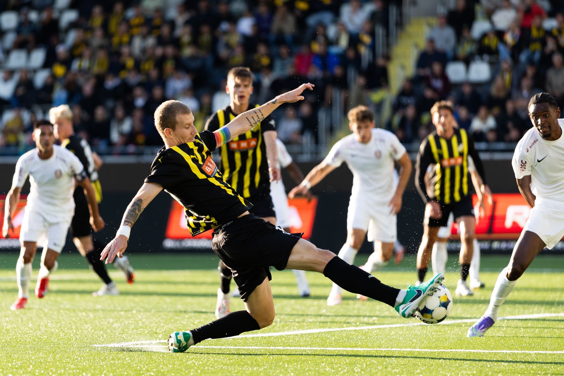 Vizual pentru conference league meci pe Top10stiri.ro