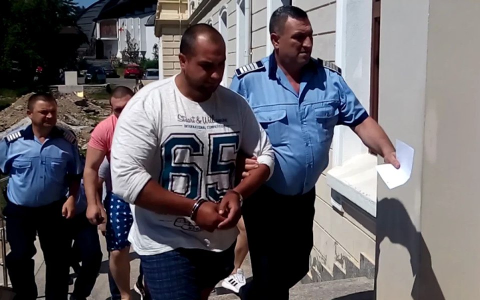 Foto reprezentând interlopul atacat sabia - Știri România