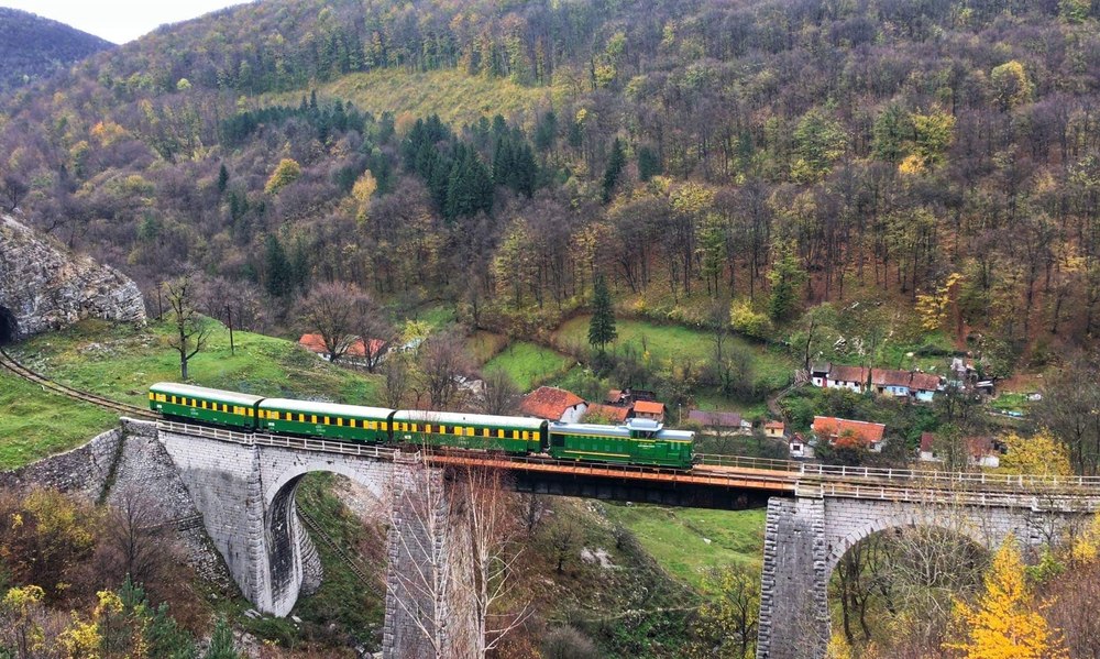 Foto reprezentând cât costă călătorie - Știri România