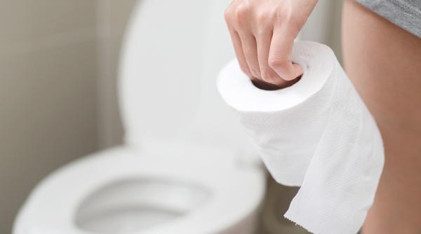 mulți oameni constipați - Imagine ilustrativă