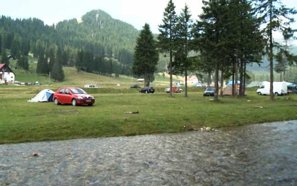 Vizual pentru vremea weekend răcoare pe Top10stiri.ro