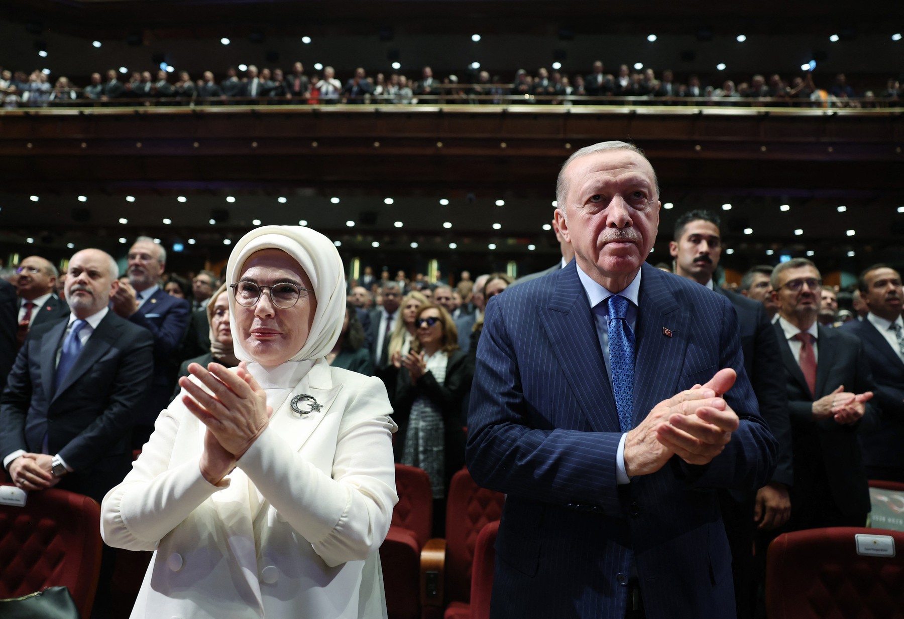 Foto reprezentând soţia erdogan face - Știri România