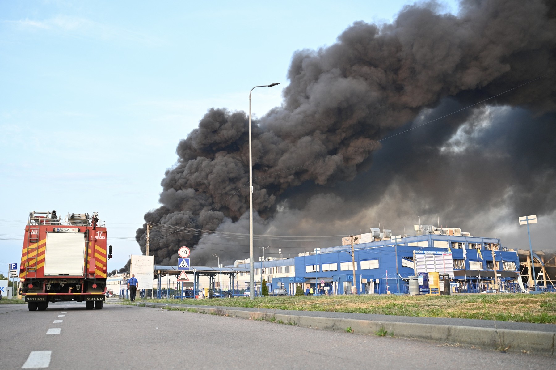 Foto reprezentând reacția donald trump - Știri România