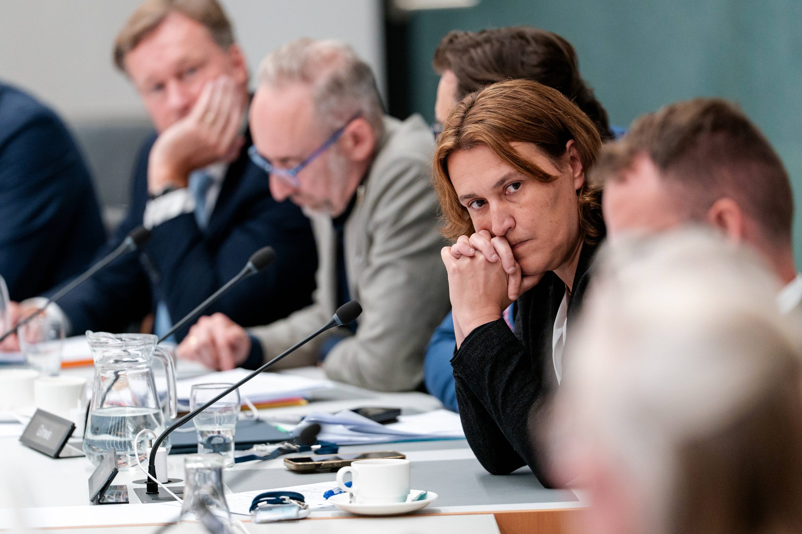 Foto reprezentând deputații olandezi votat - Știri România