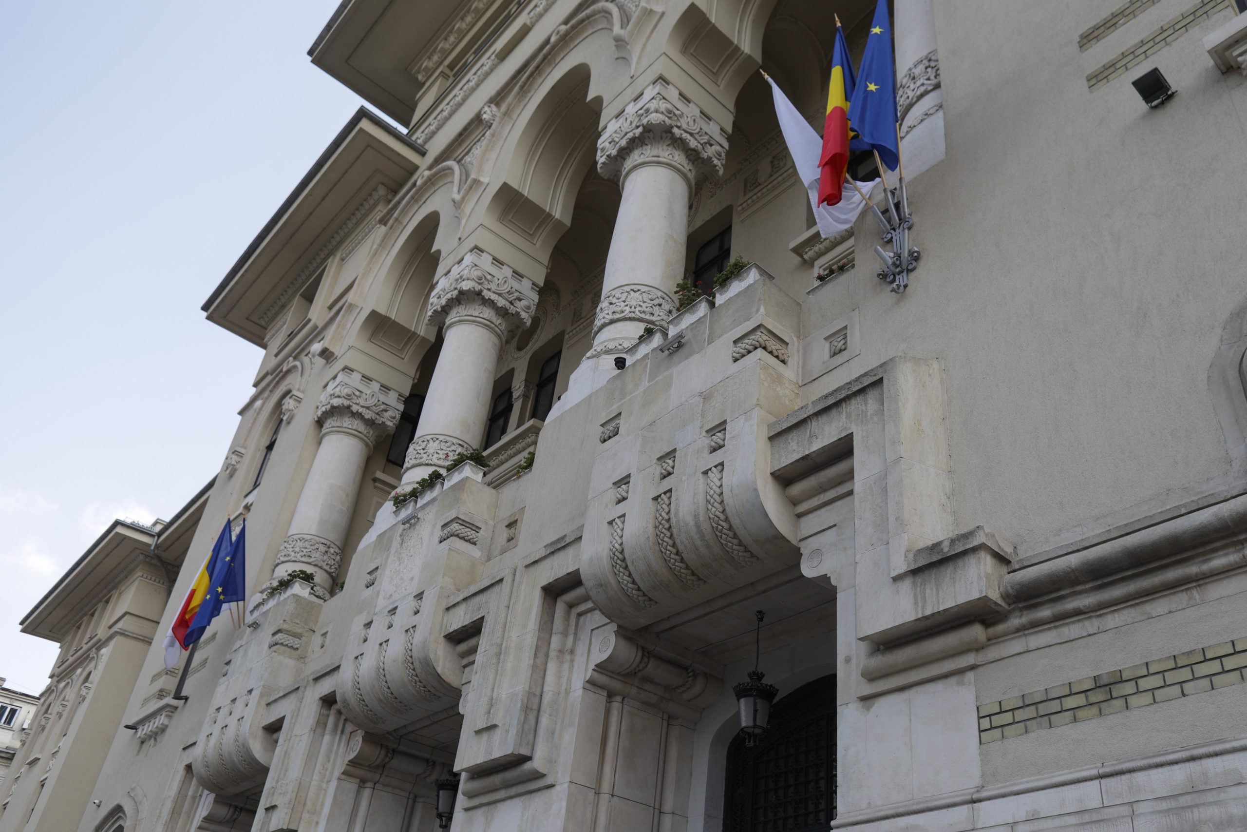 Foto reprezentând cine preferă bucureștenii - Știri România