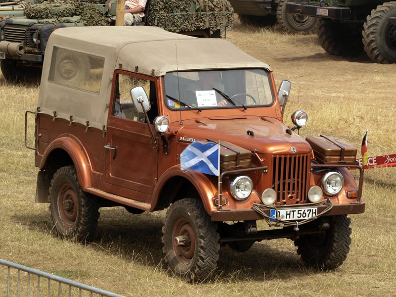 Foto reprezentând precursorii mașinilor road - Știri România
