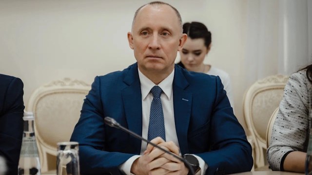 Vizual pentru viceguvernator furat miliard pe Top10stiri.ro