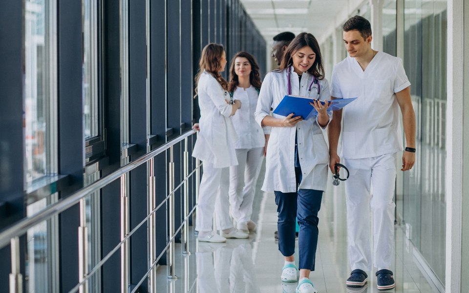 Foto reprezentând transparența spitale blocată - Știri România