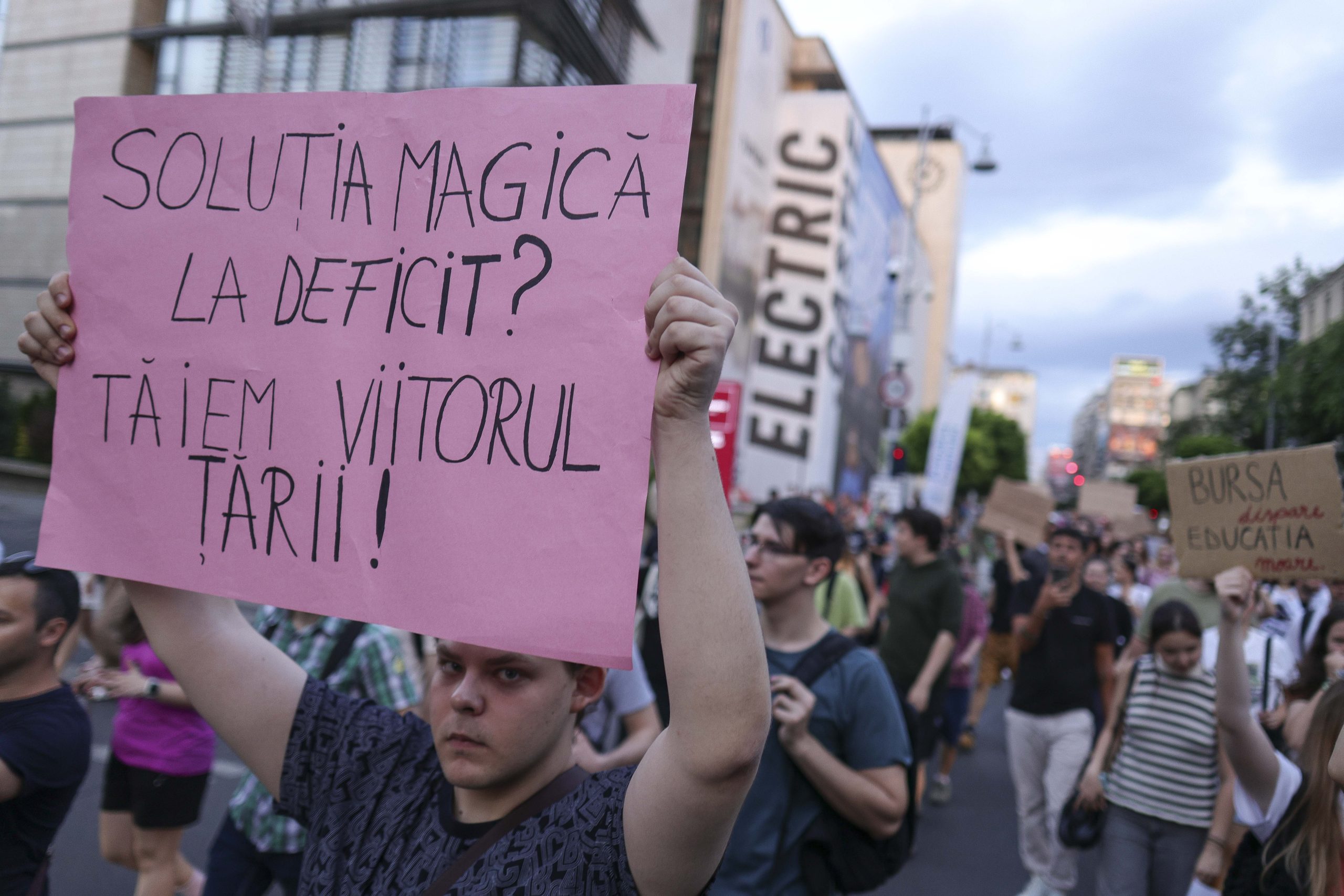 studenții amenință proteste - Imagine ilustrativă