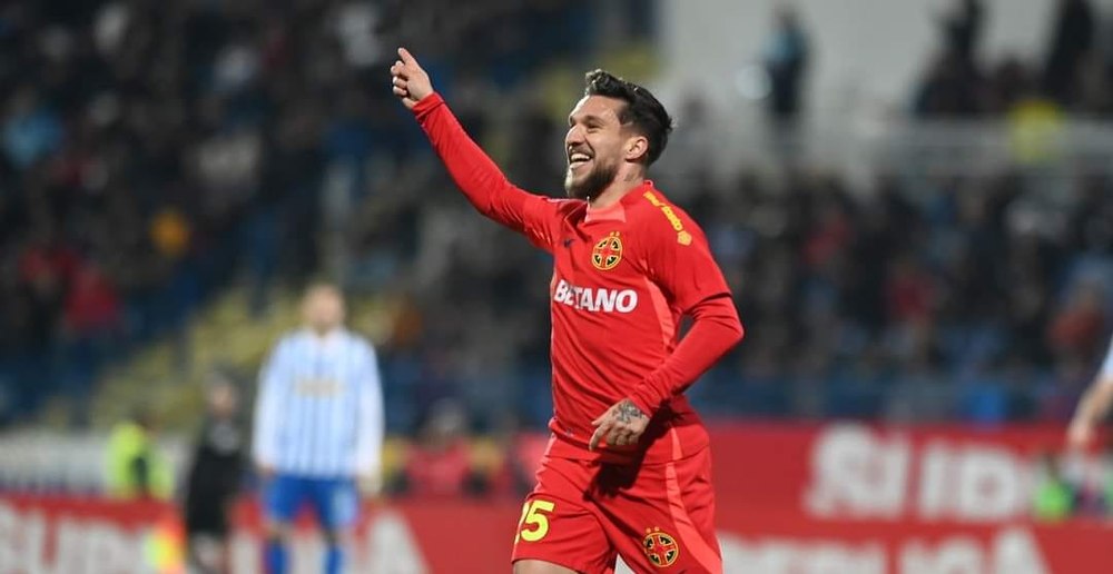 Foto reprezentând afară gigi becali - Știri România