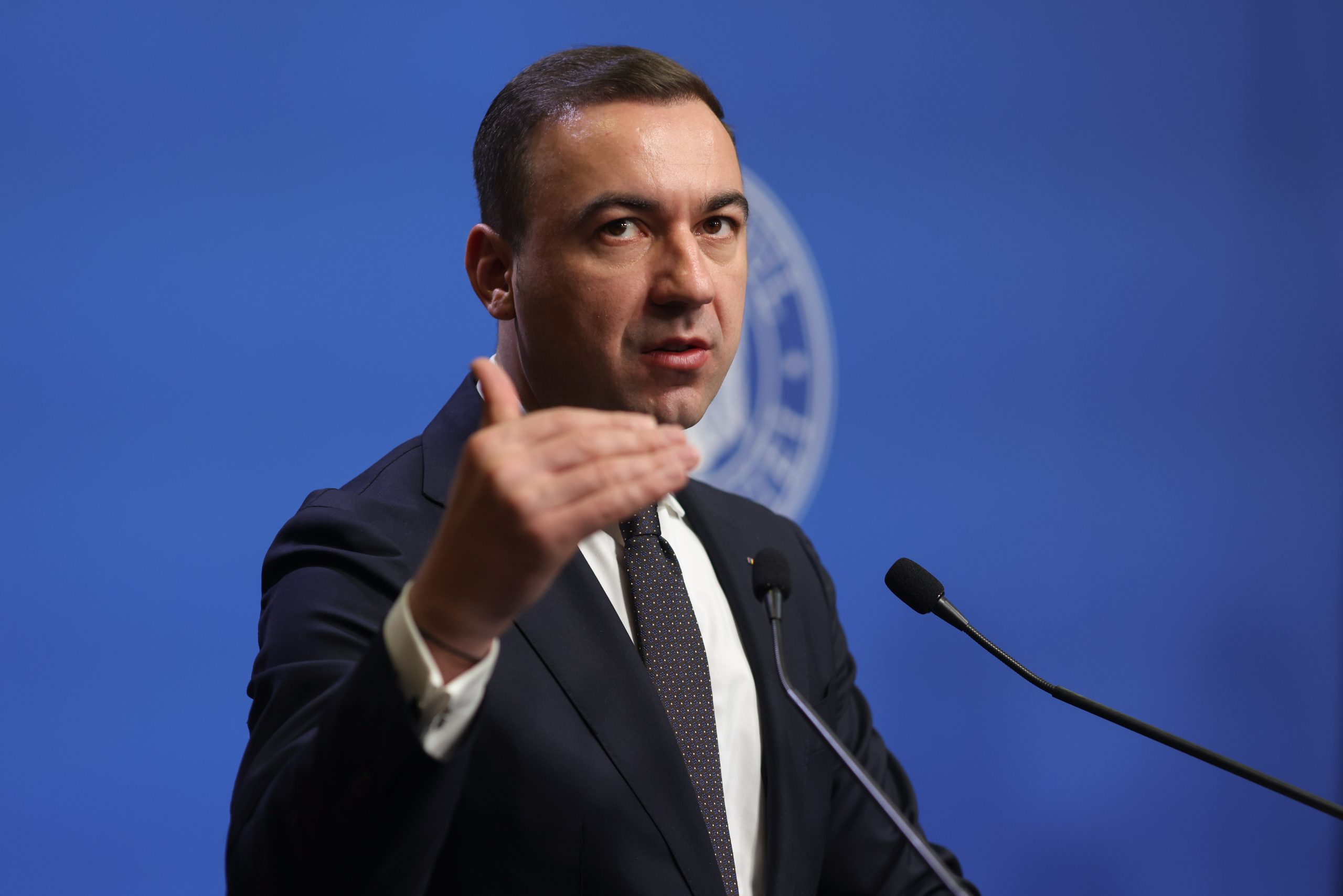 Vizual pentru ministrul bogdan ivan pe Top10stiri.ro
