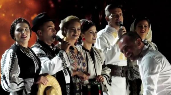 Imagine despre festivalul muzică populară - Top10stiri.ro