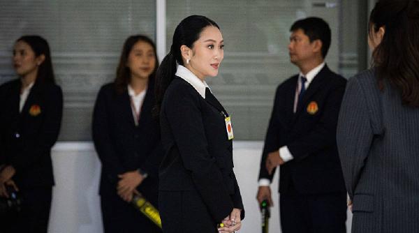 Vizual pentru prim ministra thailandei pe Top10stiri.ro