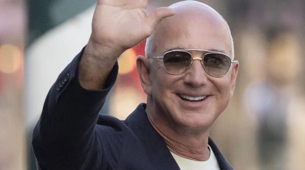 Vizual pentru jeff bezos susține pe Top10stiri.ro