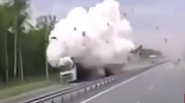 Foto reprezentând momentul cisternă plină - Știri România