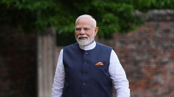 Prim-ministrul indian a mers, pentru prima oară în ultimii 7 ani, în China. Va fi prezent la summitul OCS