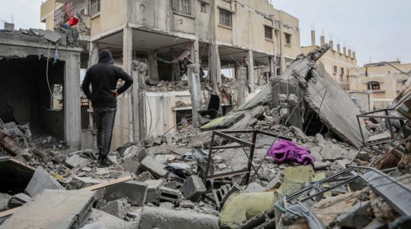 Foto reprezentând israelul intensifică bombardamentele - Știri România