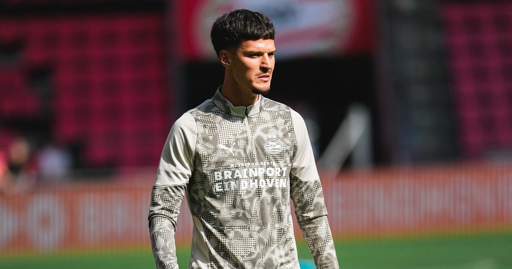 Dennis Man nu înțelege nimic la PSV: a fost scos din nou la pauză. Presa batavă, nemiloasă: „Bani cheltuiți degeaba”