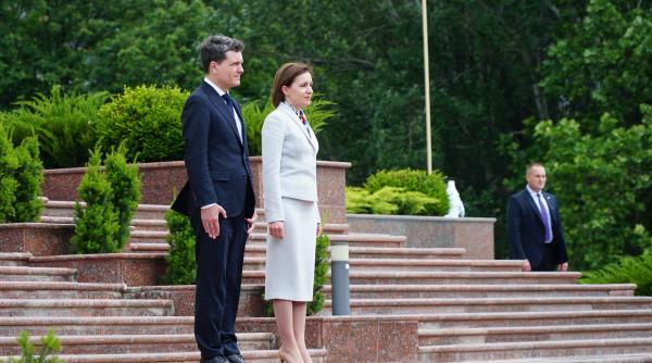 Nicușor Dan, în vizită oficială la Chișinău de Ziua Limbii Române. Președintele participă la „Marea Dictare Naţională”