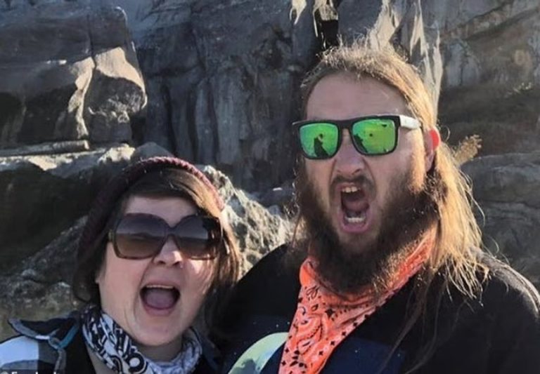 Vizual pentru femeia născut festival pe Top10stiri.ro